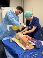 Year 12 Health Science Academy Students Visit Middlemore Hospital.