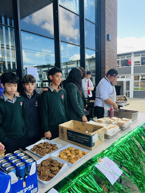 Year 9 Students Raise Funds for Mental Health Awareness Week
